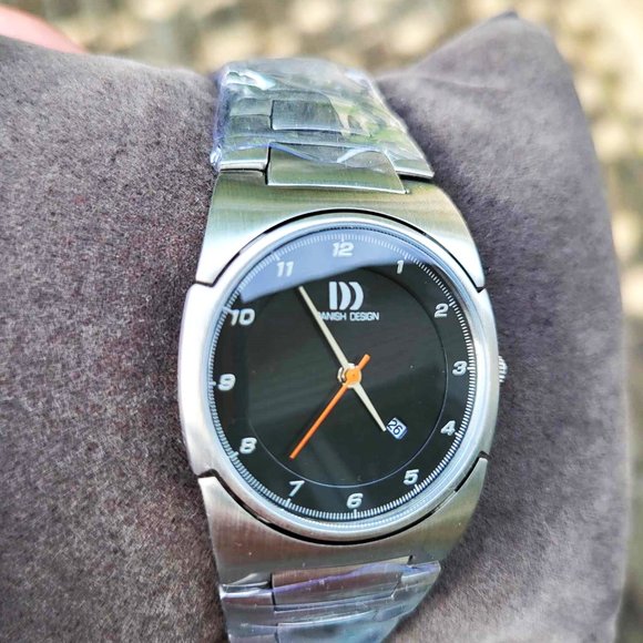 LOT OF 2 NEW ALL STEEL DANISH DESIGN BLACK & WHITE QUARTZ LADY WATCH 30 … - Picture 6 of 13